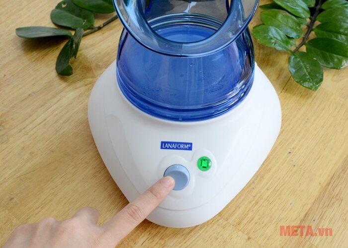 Máy xông hơi mặt Lanaform Care LA131203