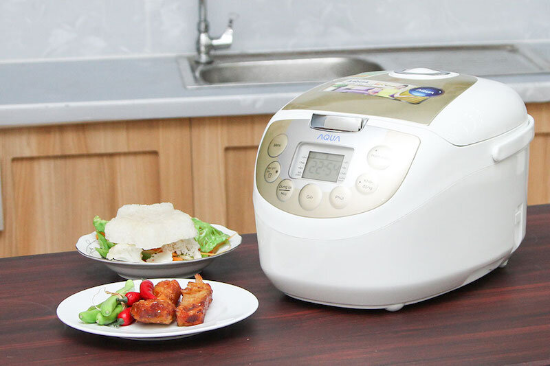 Nồi cơm điện Aqua 1.8 lít ARM-M200 Nồi cơm điện Aqua 1.8 lít ARM-M200