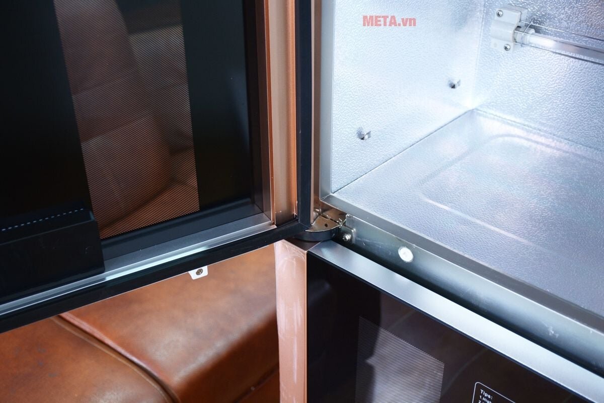 Chất liệu tủ sấy bát đĩa Braun KOHN KS35G (KS198G)