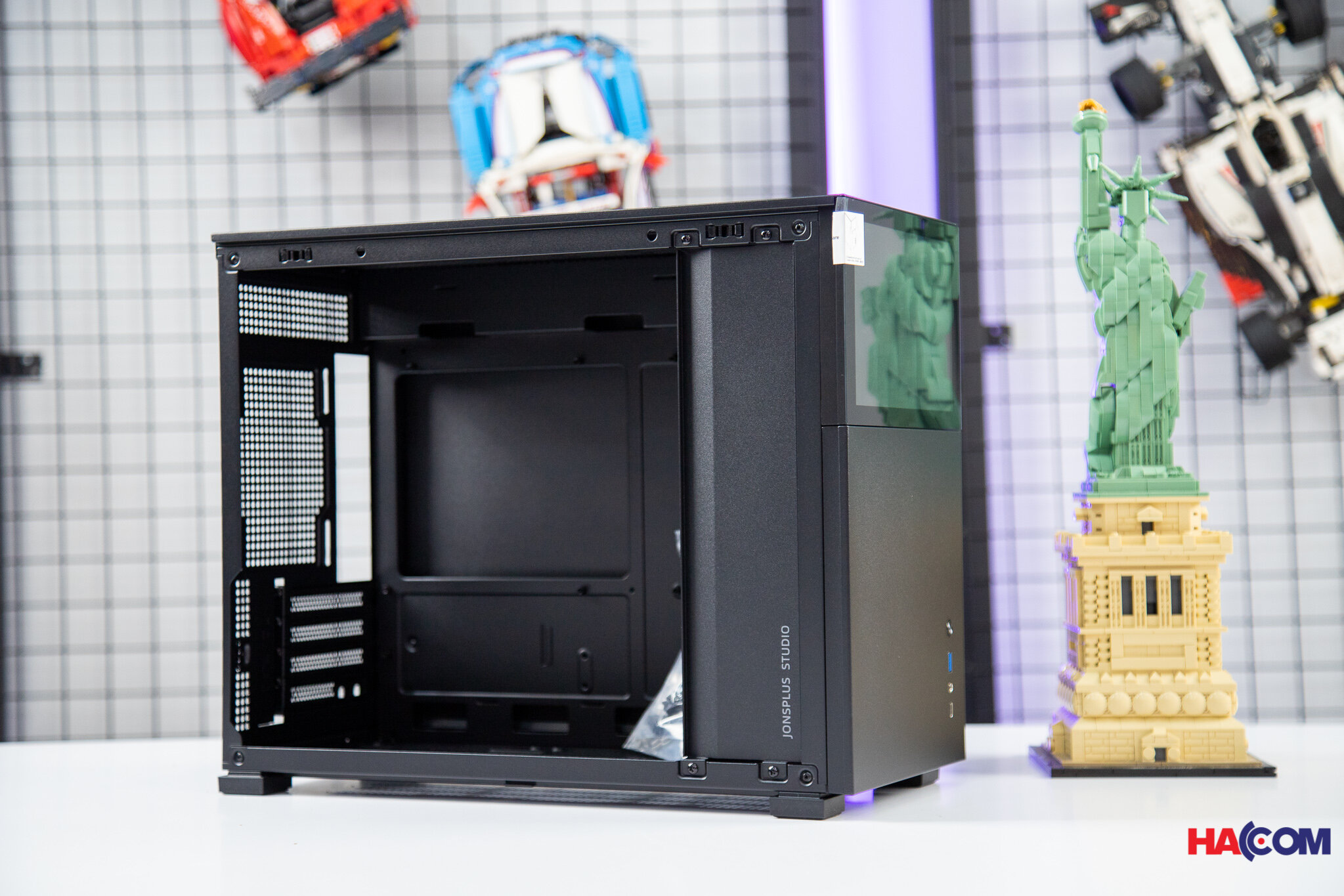 Vỏ case Jonsbo D31 STD SC Black ( Mini Tower/Màu Đen/Màn Hình Phụ 8'') 