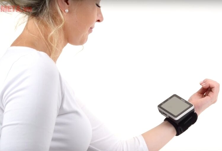 Máy đo huyết áp cổ tay Beurer BC 58