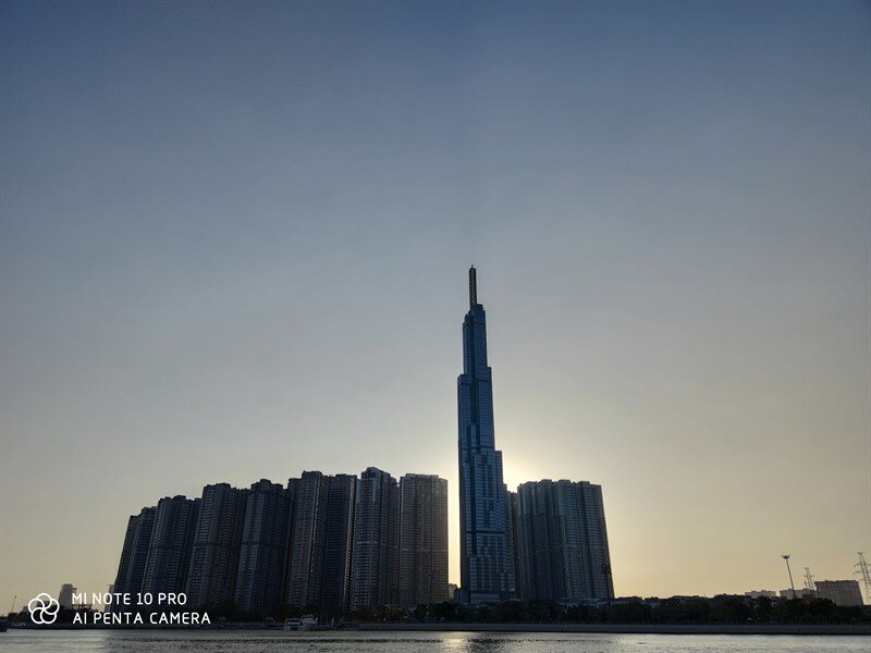 Điện thoại Xiaomi Mi Note 10 Pro - RAM 8GB, 256GB