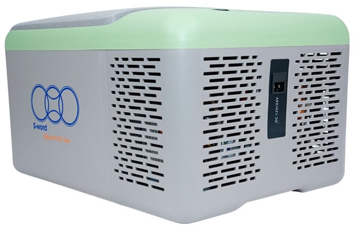 Tủ lạnh ô tô lý tưởng mang theo khi đi dã ngoại Alpicool C9