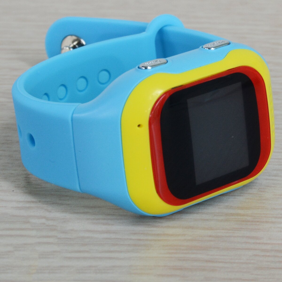 Đồng hồ định vị cho trẻ em Indell A8 (GPS, Nghe lén, Chống nước Ip55)