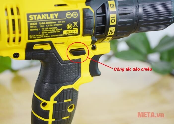 Máy khoan pin Stanley SCD 20C2 12mm - 18V
