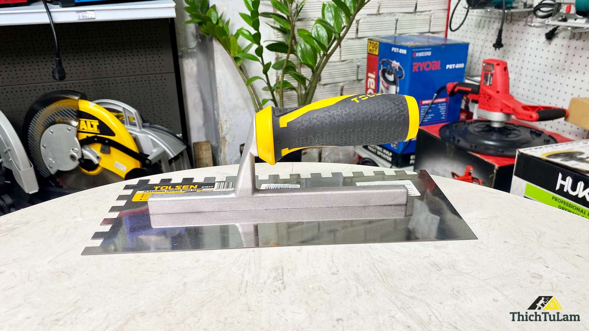 Cây bay răng cưa cán nhựa 280mm Tolsen 41017