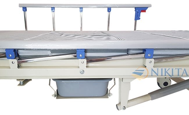 Giường y tế có tay gạt chỉnh bô Giường y tế đa chức năng