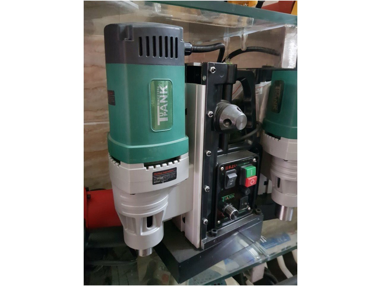 Máy khoan từ Tupank TAK-35RE Máy khoan từ Tupank TAK-35RE