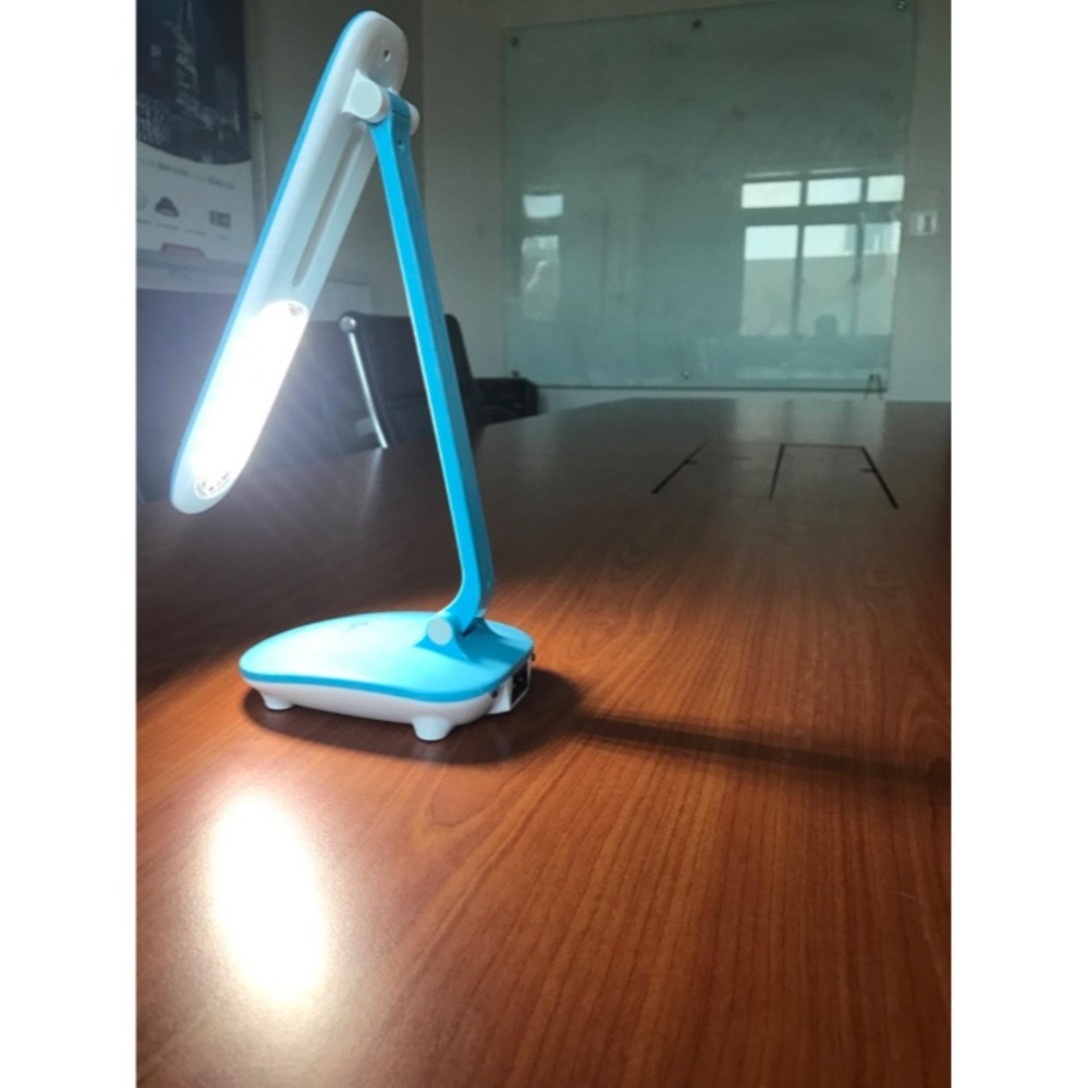 Đèn Bàn Sạc Led COMET CT172