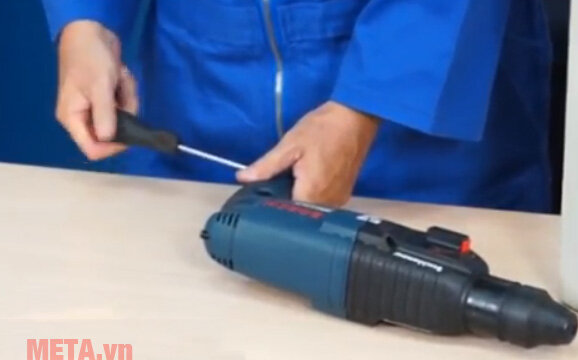 Máy khoan búa Bosch GBH 2-26E