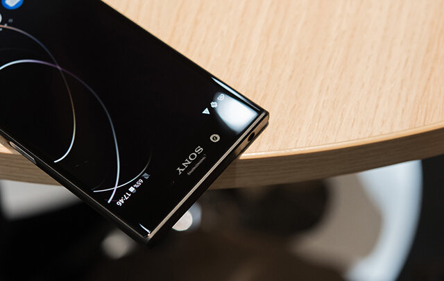 Điện thoại Sony Xperia XZs