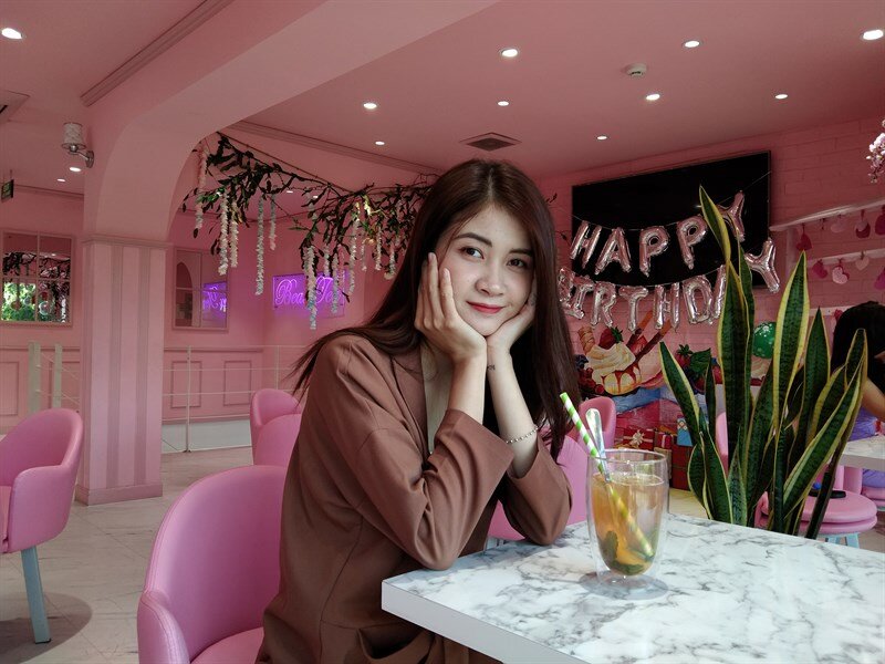 Điện thoại Vivo U10 - 4GB RAM, 64GB, 6.35 inch