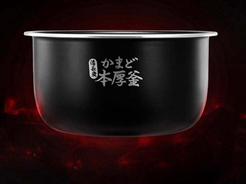 Lòng nồi cơm điện tử Toshiba RC-18DR3PV(G) có kết cấu 8 lớp với độ dày lên đến 4mm chắc chắn Lòng nồi cơm điện tử Toshiba RC-18DR3PV(G) có kết cấu 8 lớp với độ dày lên đến 4mm chắc chắn