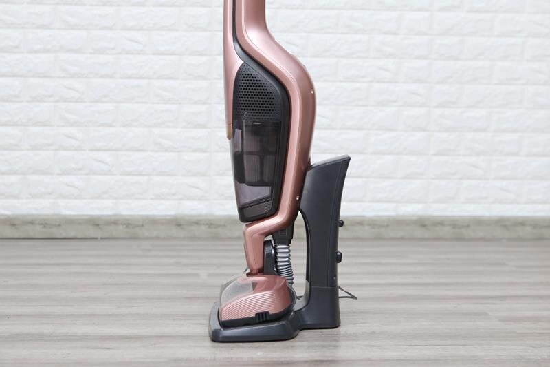 Máy hút bụi không dây Electrolux ZB3314AK