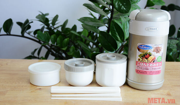 Hộp cơm giữ nhiệt Tiger LWR-A092