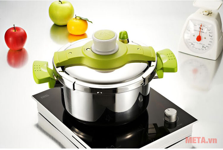 Nồi áp suất từ inox PoongNyun VTPC-22C 4,5 lít Nồi áp suất từ inox PoongNyun VTPC-22C 4,5 lít