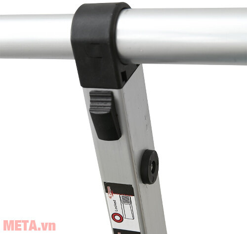 Thang nhôm xếp đơn AMC - 440 Thang nhôm xếp đơn AMC - 440