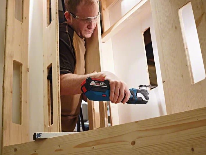 Máy cắt gỗ rất đẹp Máy cắt đa năng Bosch