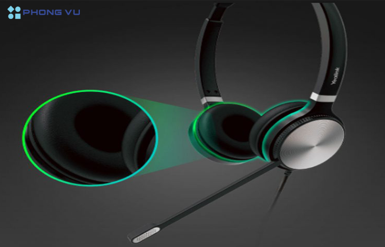 Tai nghe có đệm tai êm ái, cùng khả năng chống ồn thụ động qua Micro tích hợp