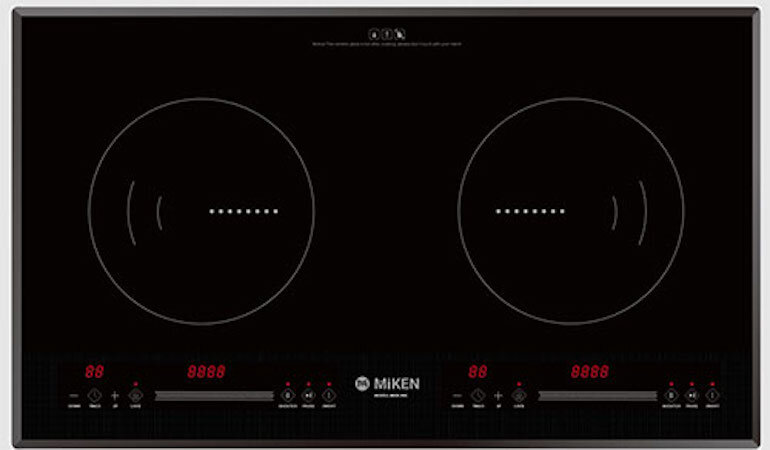 Bếp trang bị mặt Crystallite bền bỉ, chịu nhiệt và chịu lực tốt