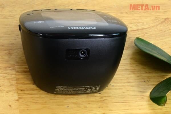 Máy đo huyết áp bắp tay HEM-7280T bluetooth