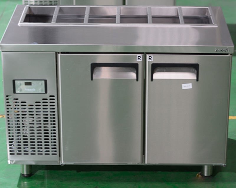 Bàn mát Salad Happys (Half) HWI-1200S-H  Bàn mát Salad Happys (Half) HWI-1200S-H