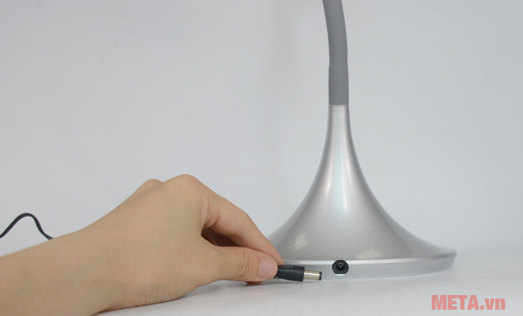 Đèn bàn học sinh Protex PR-005L