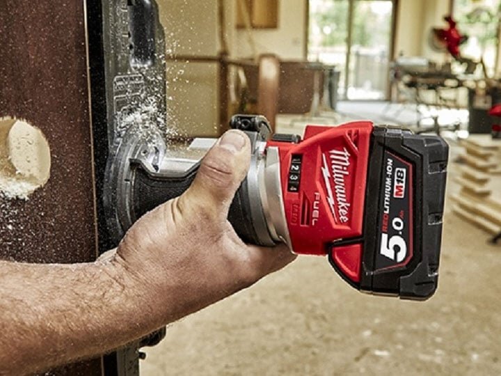 Thân máy phay Milwaukee 