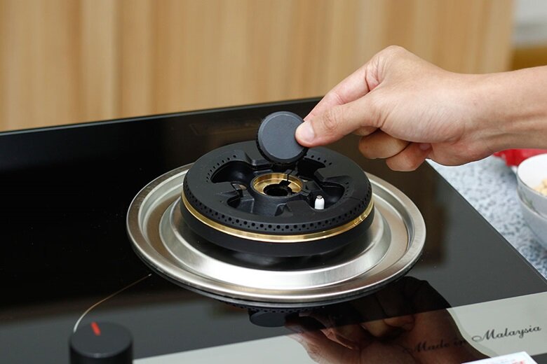 Bếp gas âm Sunhouse SHB8836 Bếp gas âm Sunhouse SHB8836