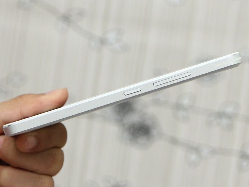 Điện thoại Mobiistar Prime 558