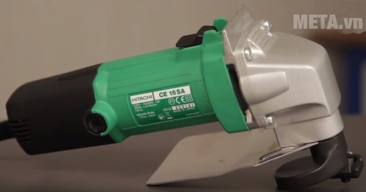 Máy cắt sắt Hitachi CE16SA Máy cắt sắt Hitachi CE16SA