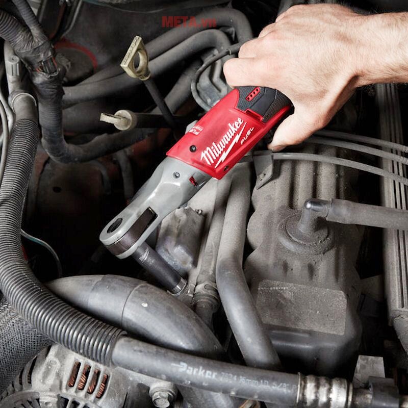 Thân máy siết bu lông góc Milwaukee M12 FIR12-0