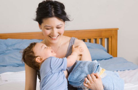 Máy giặt 8 Kg Aqua AQW-S80KT lồng đứng