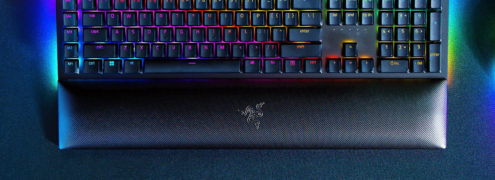 Bàn phím cơ gaming có dây Razer BlackWidow V4 3