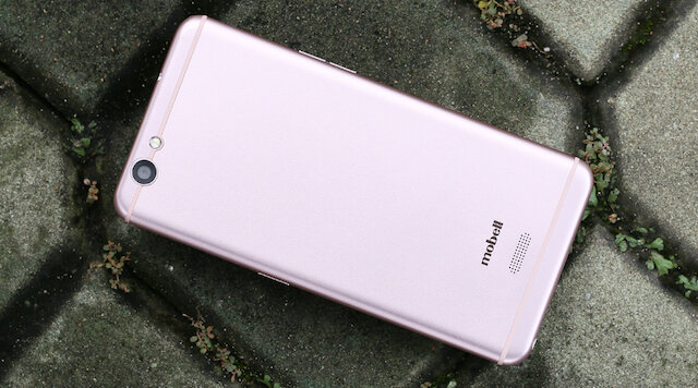 Điện thoại Mobell Nova i7