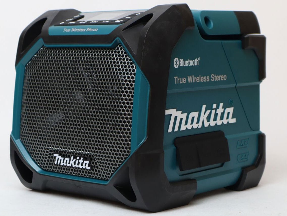 Loa dùng pin Makita có khả năng chống nước Loa dùng pin