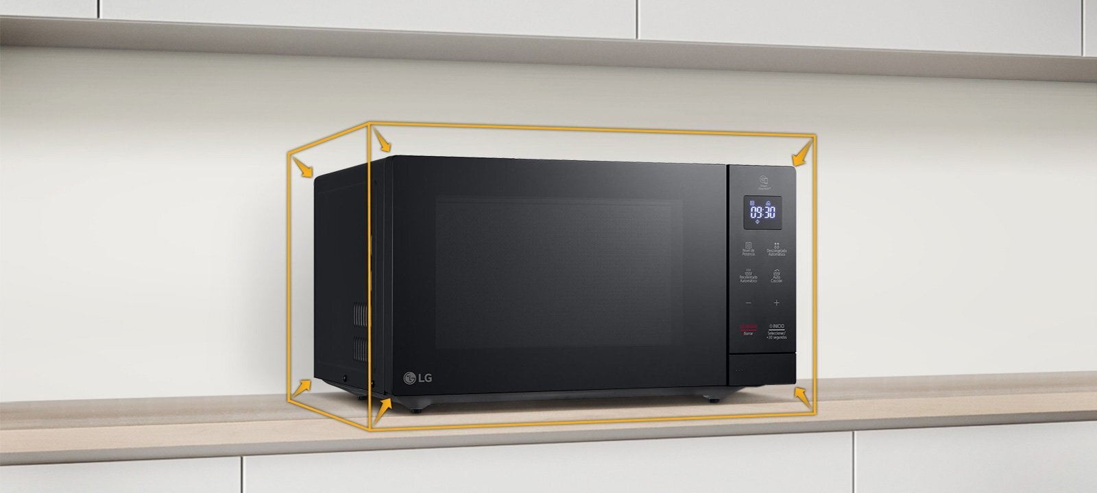 Lò vi sóng LG MS3032JAS được thiết kế theo phong cách tối giản, kích thước gọn gàng