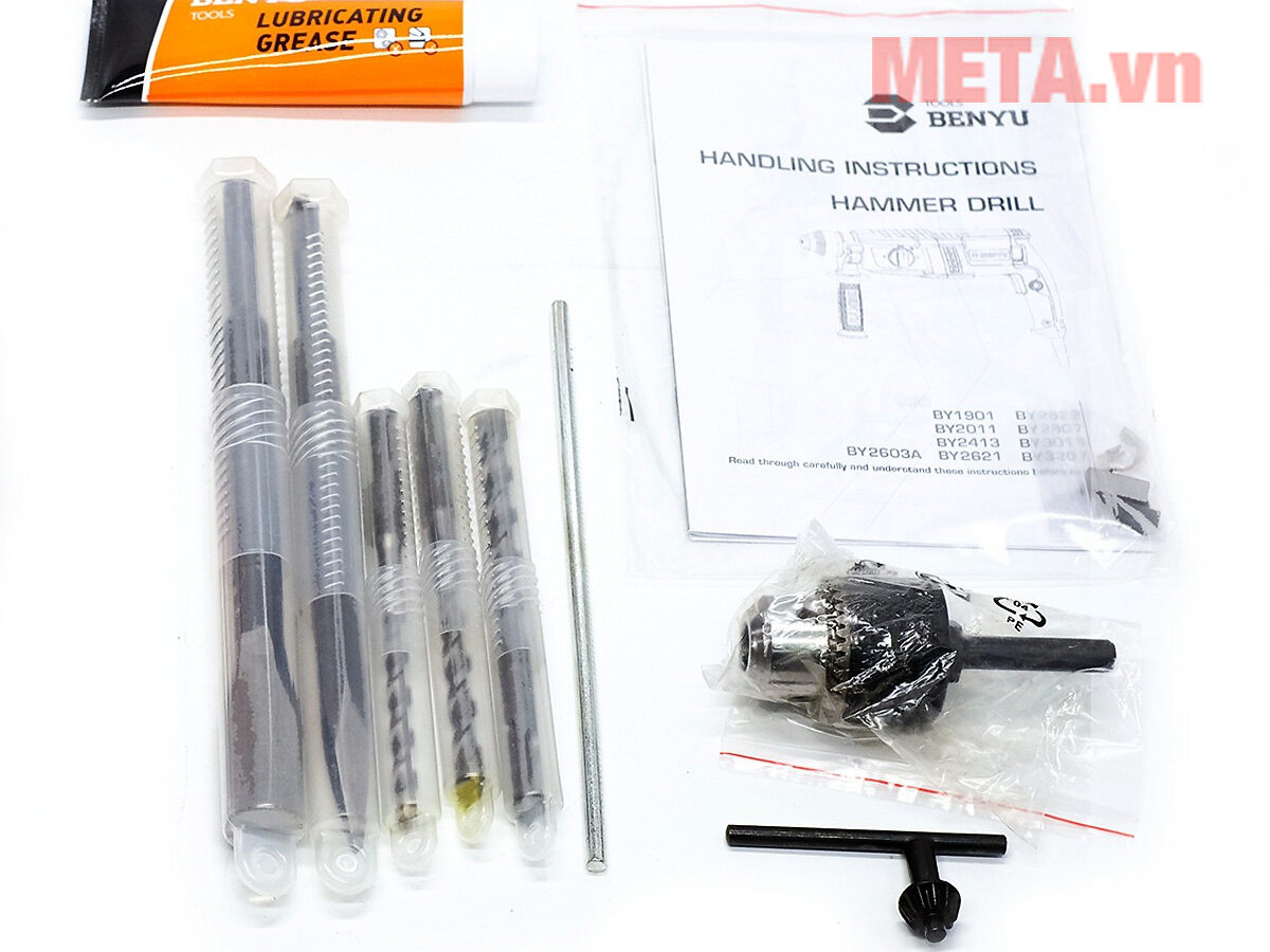 Máy khoan búa Benyu BY3016 (900W)