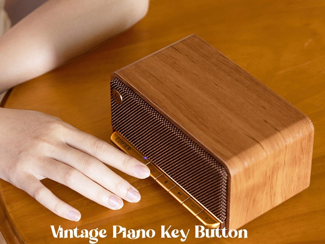 Các phím chức năng của loa Edifier MP230 được thiết kế giống như các phím đàn piano