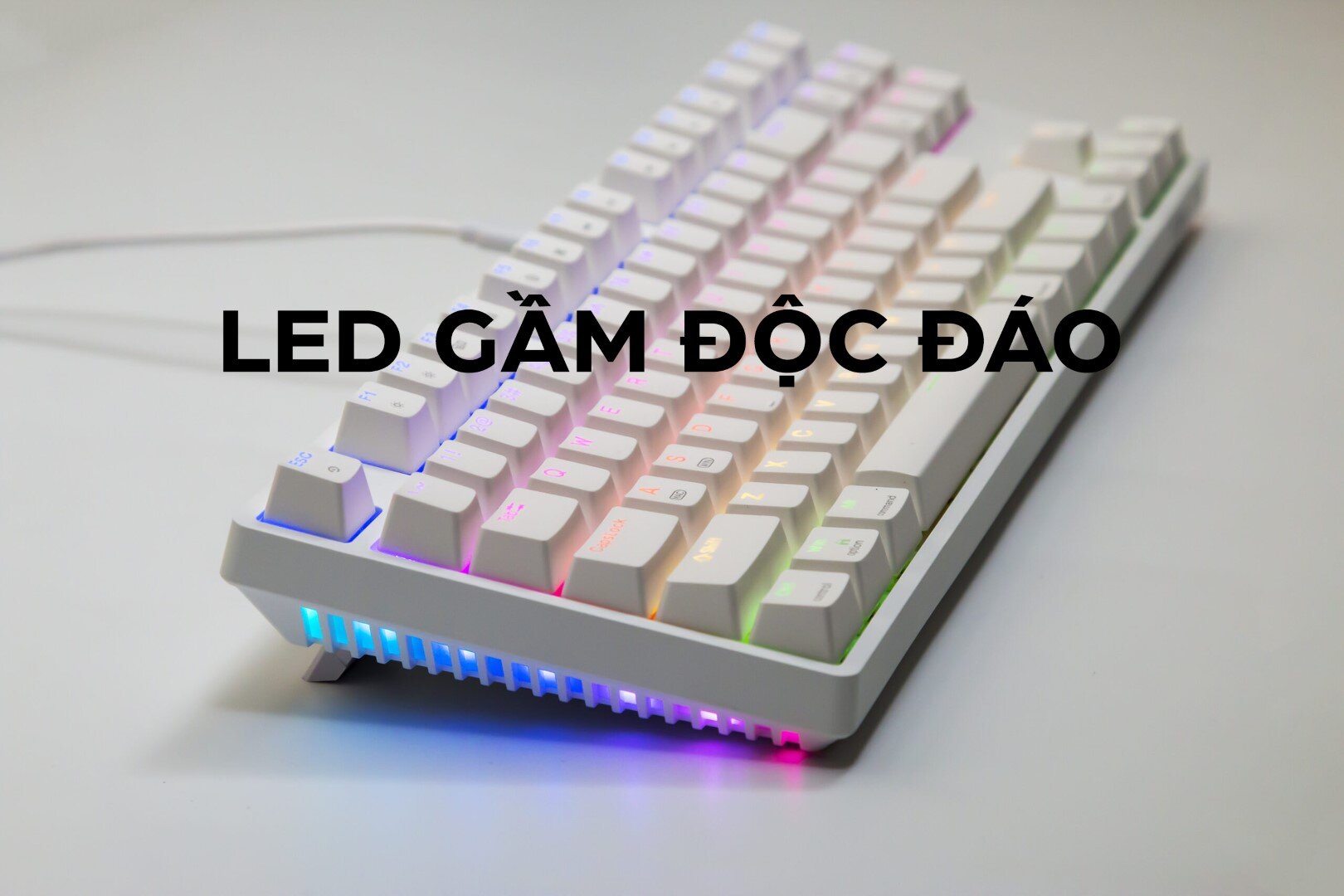 Bàn phím cơ Fuhlen D87S RGB trắng (USBC)