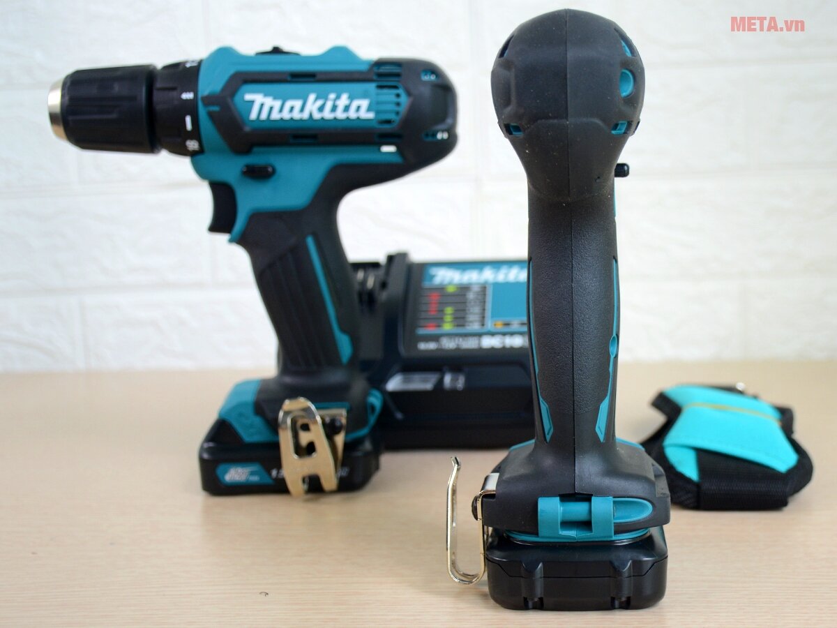 Bộ máy bắt vít chạy pin Makita CLX201S