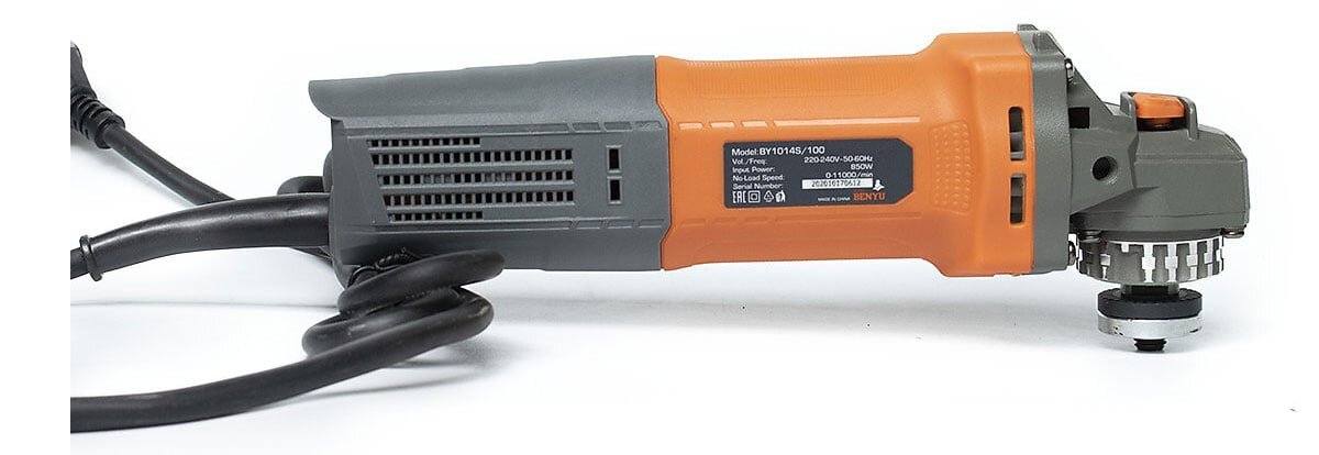 Thân máy mài gọn nhẹ, chắc chắn Máy mài góc Benyu BY1014S/100