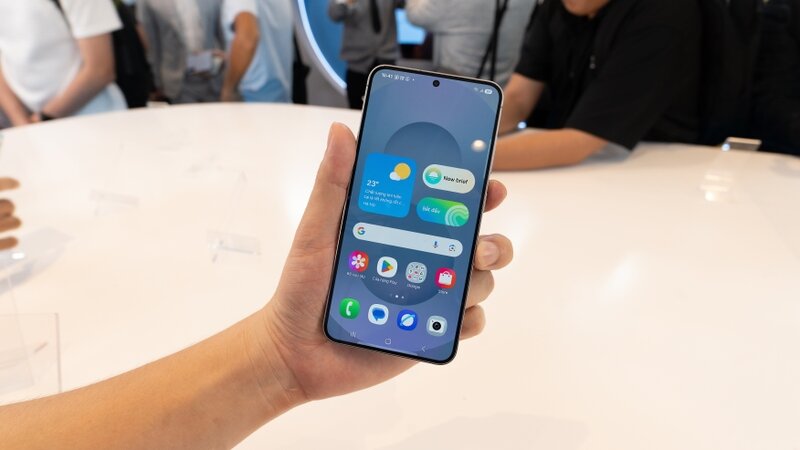 Màn hình Samsung Galaxy S25