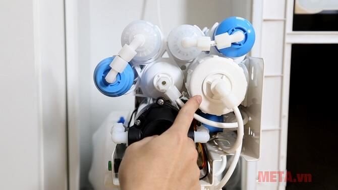 Máy lọc nước tinh khiết RO thông minh FujiE RO-09 (RO 03/003A 9 cấp lọc)