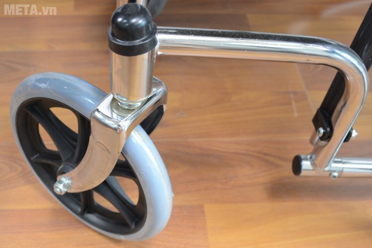 Xe lăn đa năng Lucass X7 (~X7A) - Xe lăn có bô, ngả và tay phanh