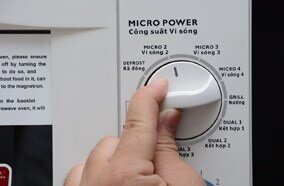 Lò vi sóng SANYO EM-G206AW