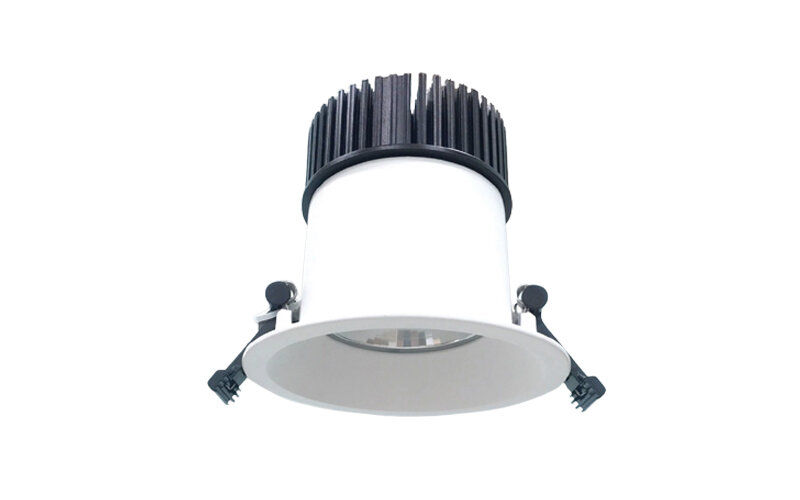 Đèn Led Downlight chống thấm MPE DL65 30V có cấu tạo chắc chắn