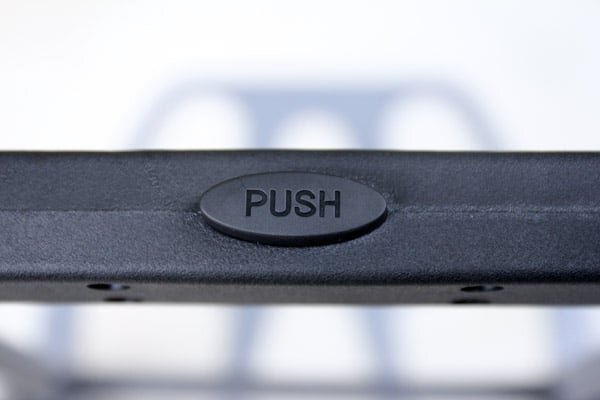 Xe đẩy hàng siêu thị