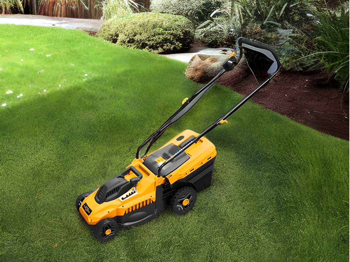 Máy cắt cỏ rất nhanh Máy cắt cỏ