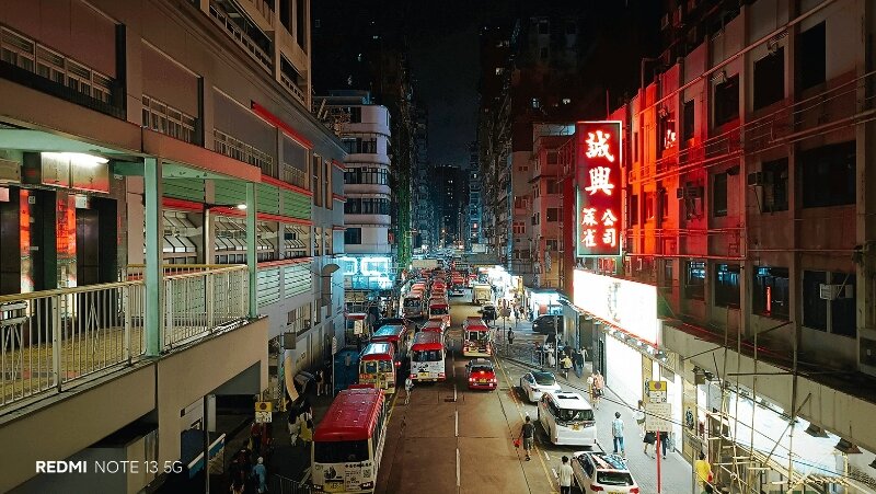 Điện thoại Xiaomi Redmi Note 13 5G ảnh đêm